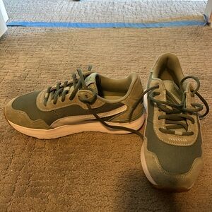 Puma R78 green/eucalyptus Soft foam sneakers